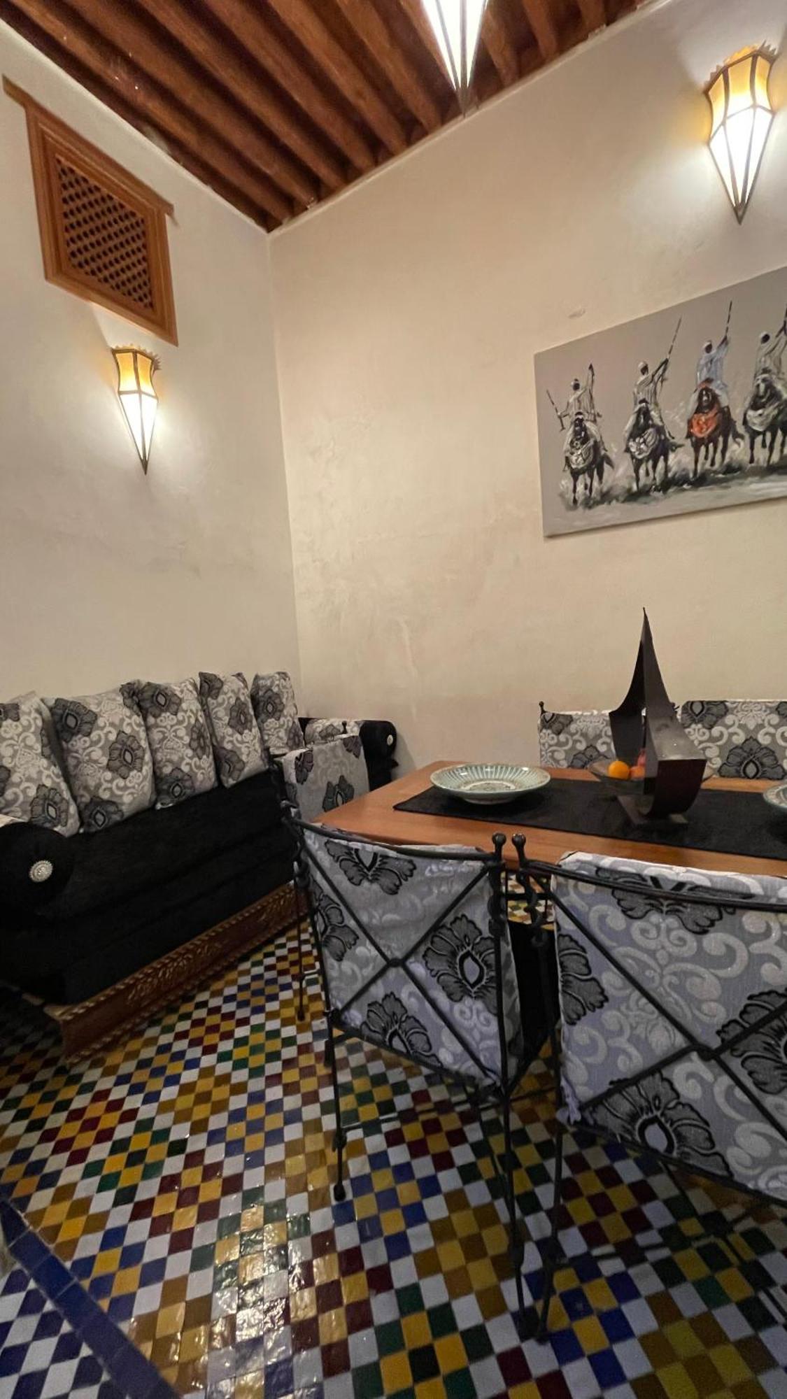 Dar Seffah Au Coeur De La Medina Villa Fes Luaran gambar